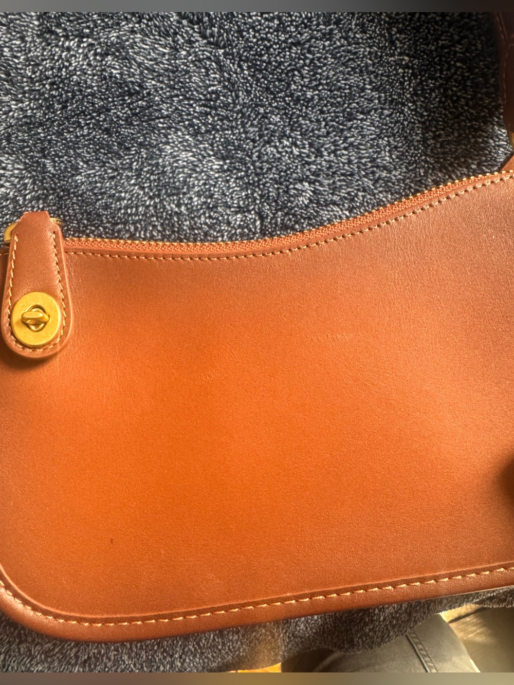 Coach Saddle Shoulder Bag in Chestnut Brown with Gold Hardware - Picture 2 of 4